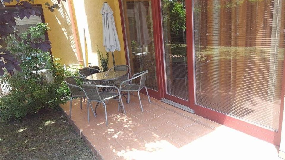 Jenny Apartman Siófok Esterno foto