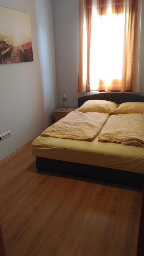 Jenny Apartman Siófok Esterno foto
