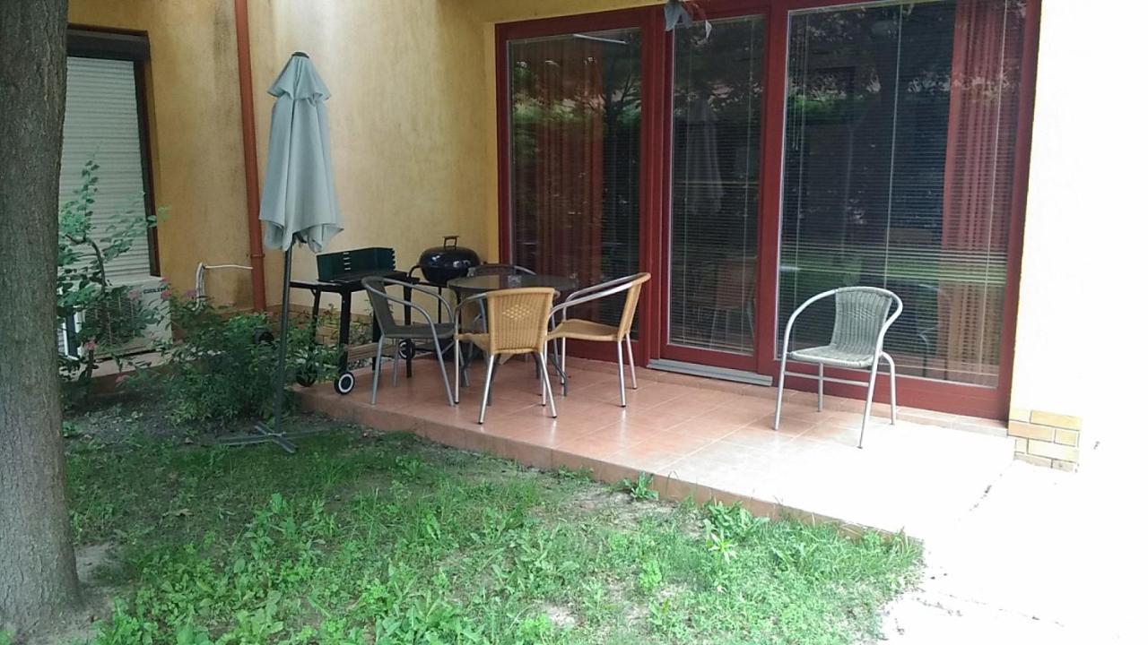 Jenny Apartman Siófok Esterno foto